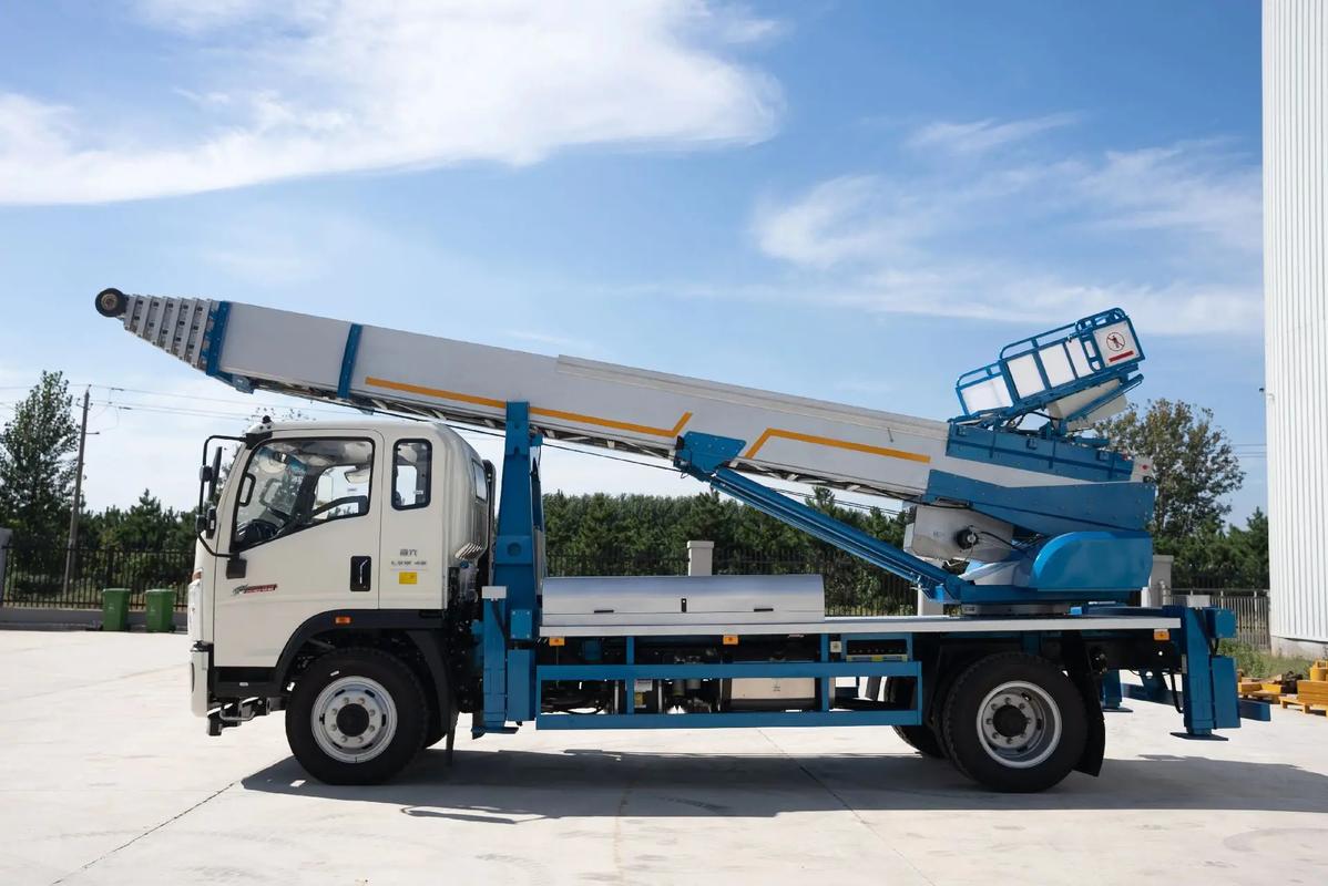 庐山云梯上料车租赁费用