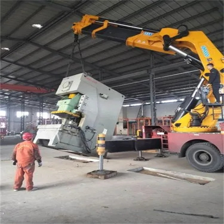 庐山80吨折臂吊车出租附近电话